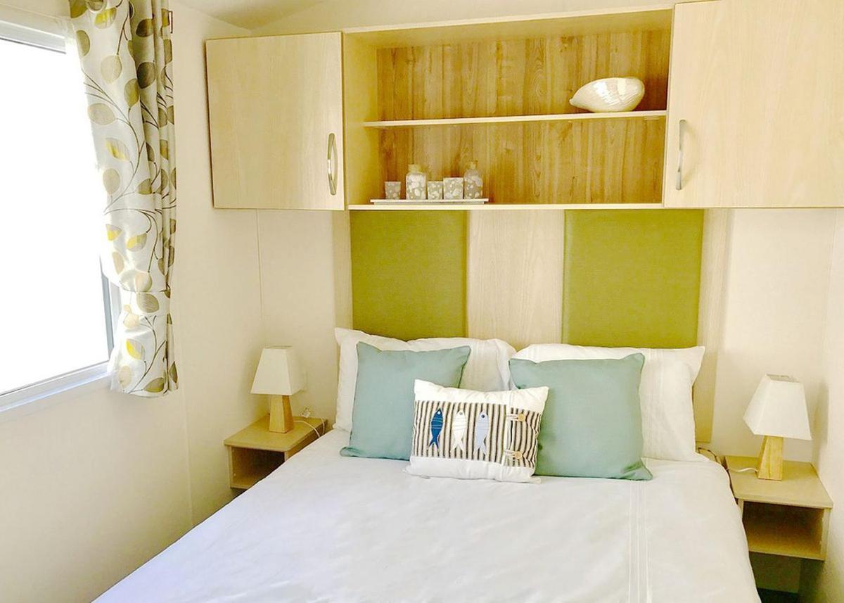 Tattershall Lakes Country Park Dogdyke Экстерьер фото